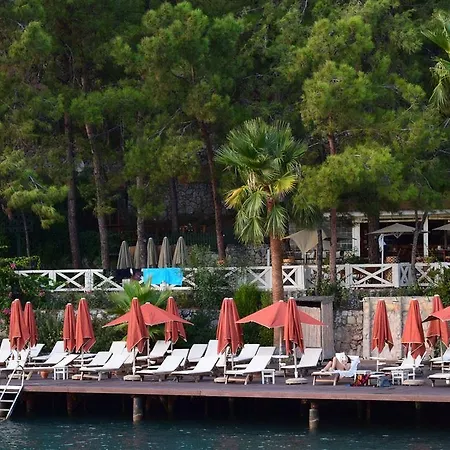 Hotel Marti Hemithea